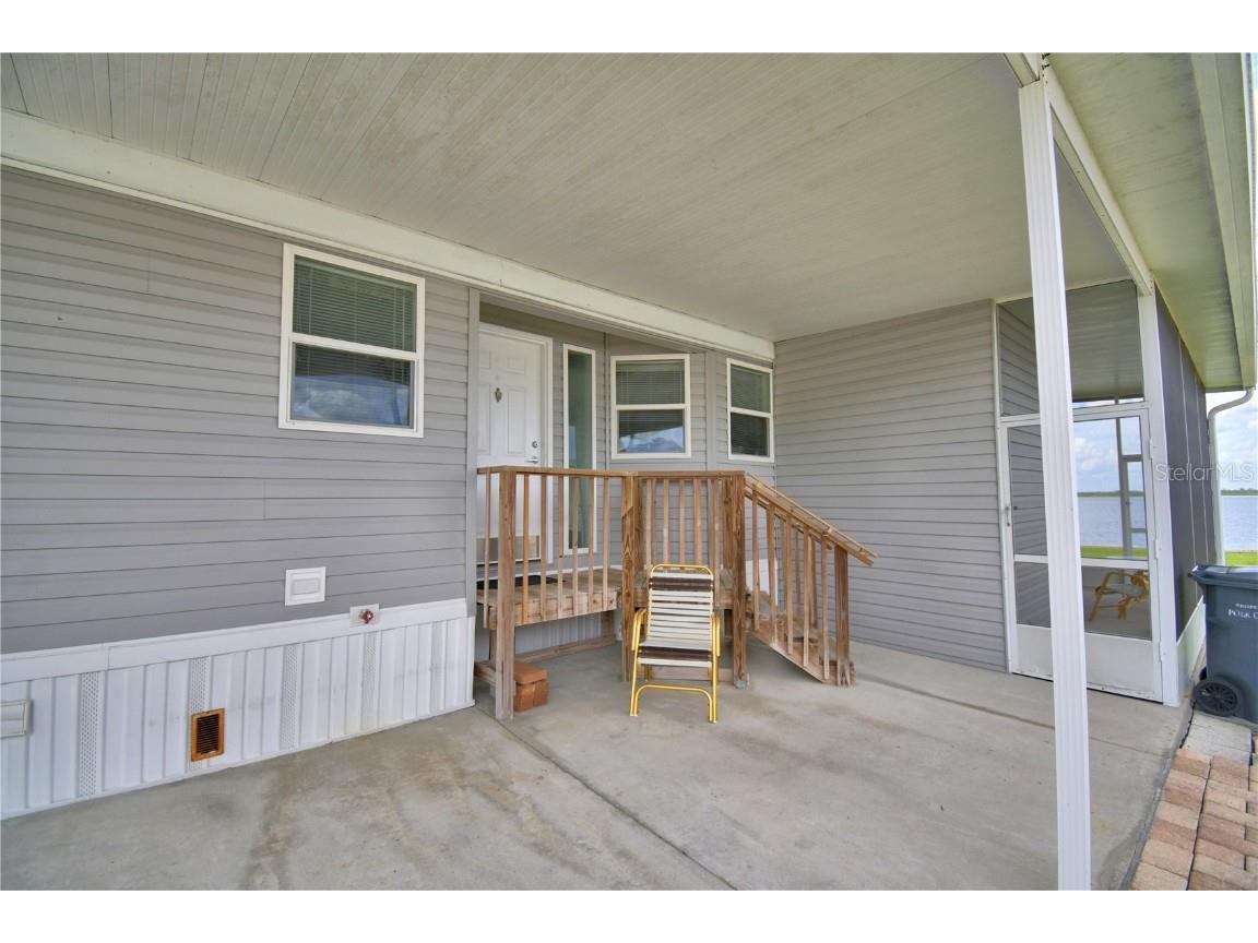 492 Lakeside Ranch Circle Winter Haven FL 33881 - LAKE HENRY P4936182 image37