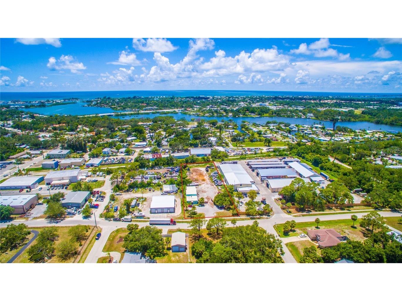 492 Riverview Drive S Nokomis FL 34275 A4576554 image1