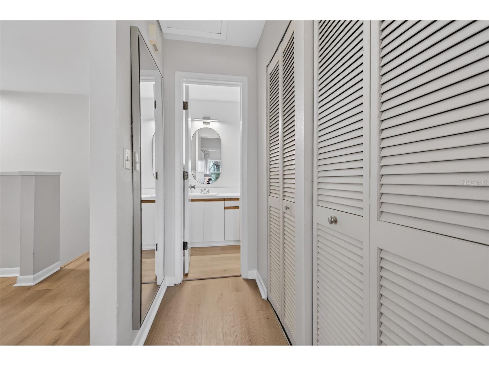 492 Santa Cruz Place NE #E Saint Petersburg FL 33703 TB8493396 image13