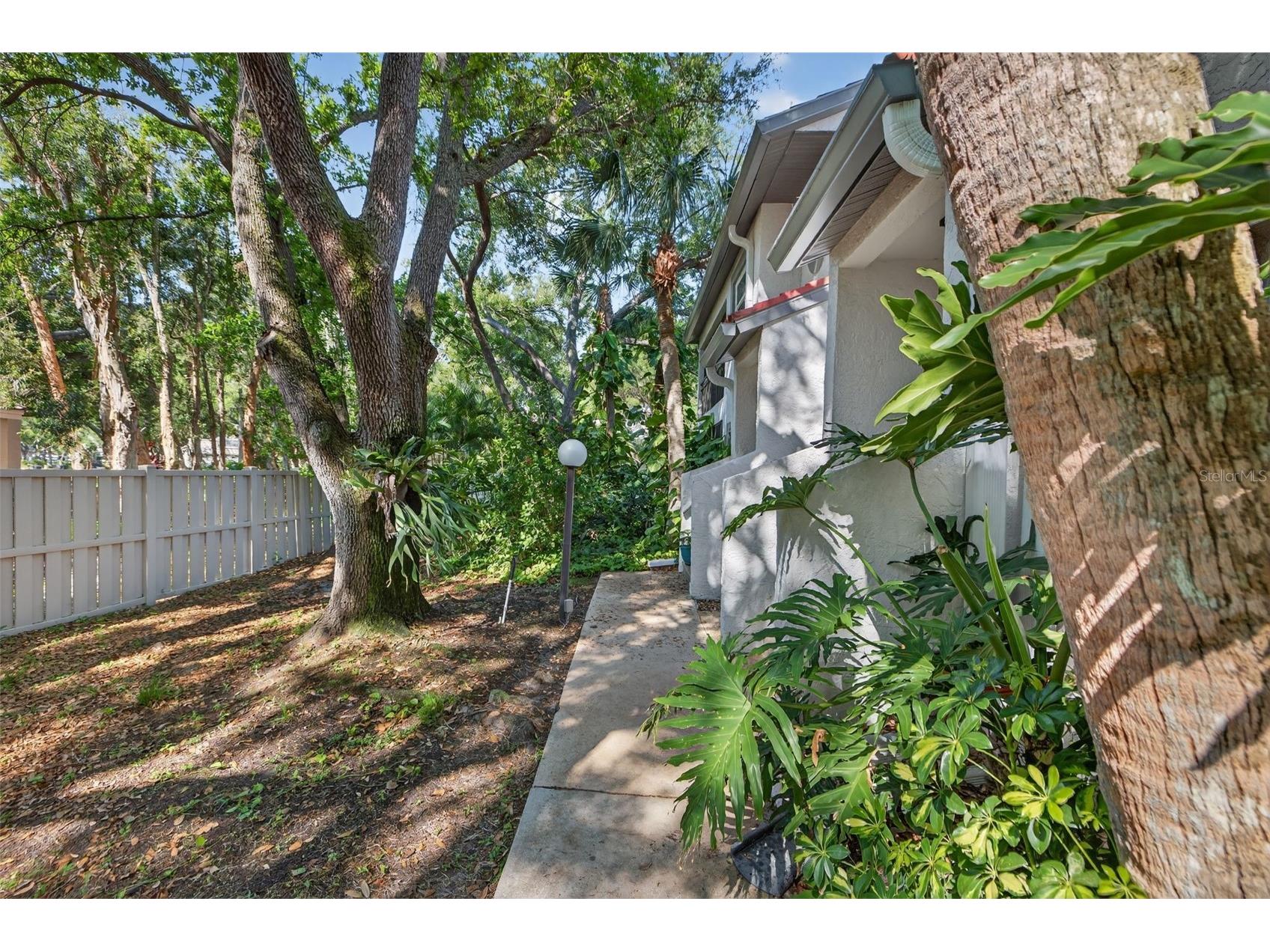 492 Santa Cruz Place NE #E Saint Petersburg FL 33703 TB8493396 image22