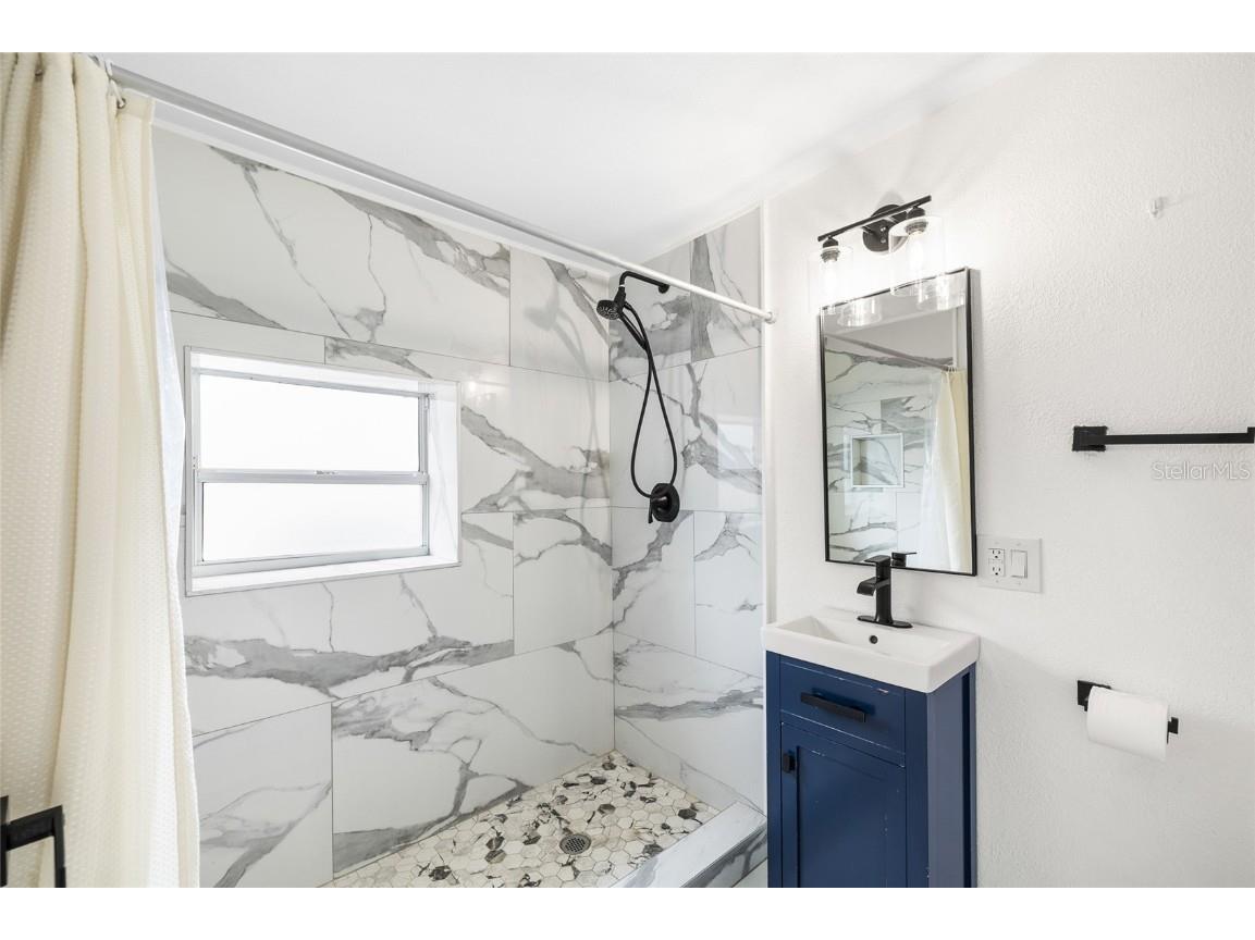 4920 30th Avenue N Saint Petersburg FL 33710 TB8422673 image14