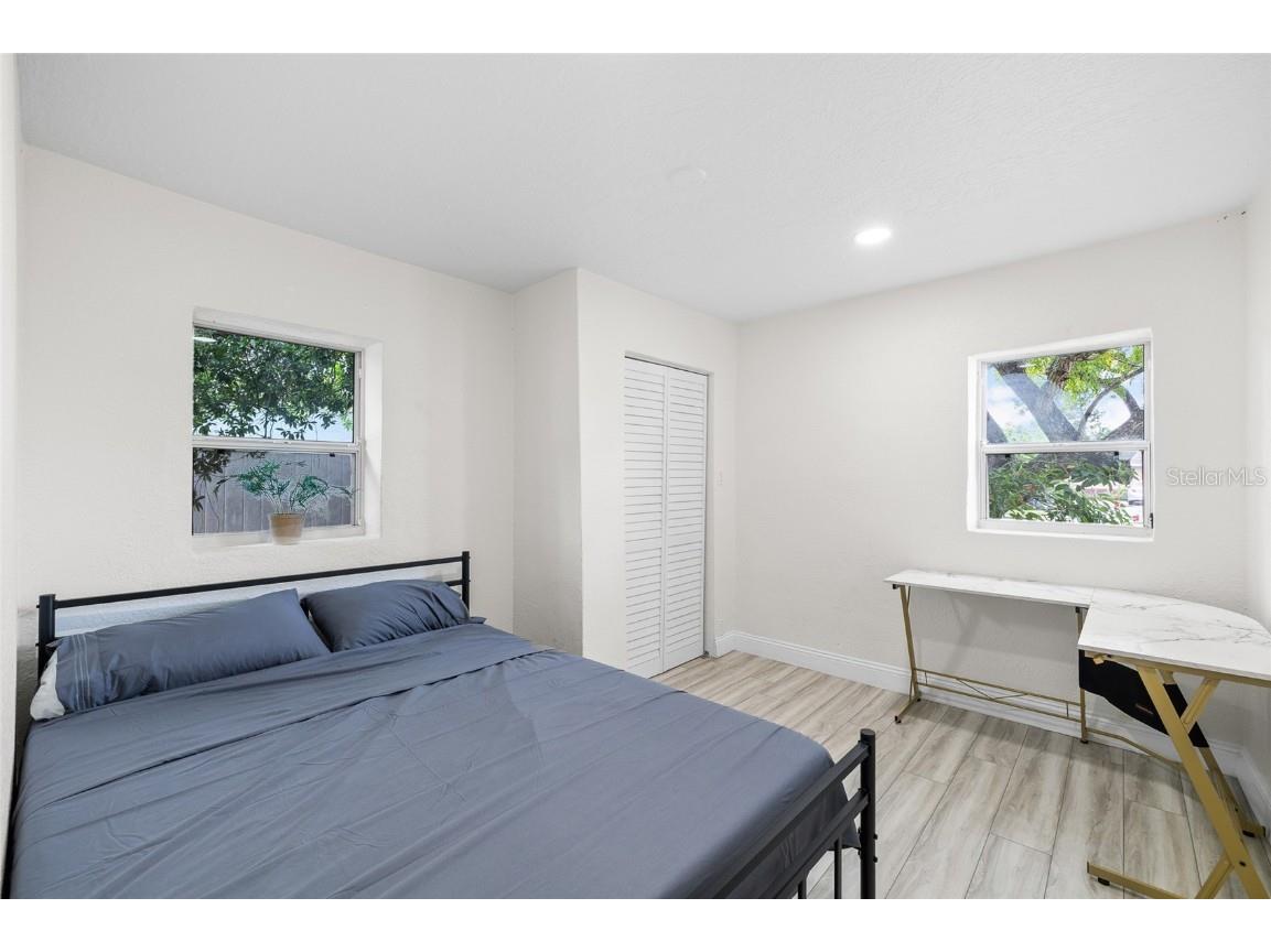 4920 30th Avenue N Saint Petersburg FL 33710 TB8422673 image17