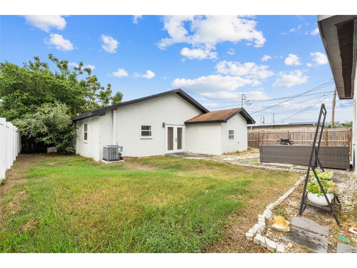 4920 30th Avenue N Saint Petersburg FL 33710 TB8422673 image30