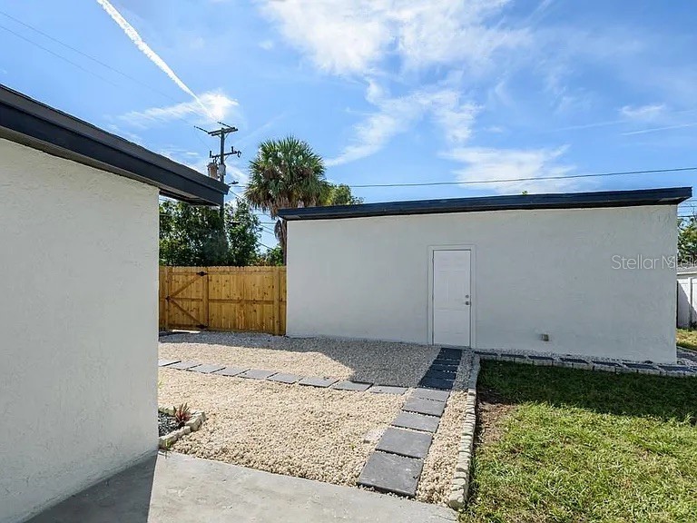 4920 30th Avenue N Saint Petersburg FL 33710 TB8422673 image31