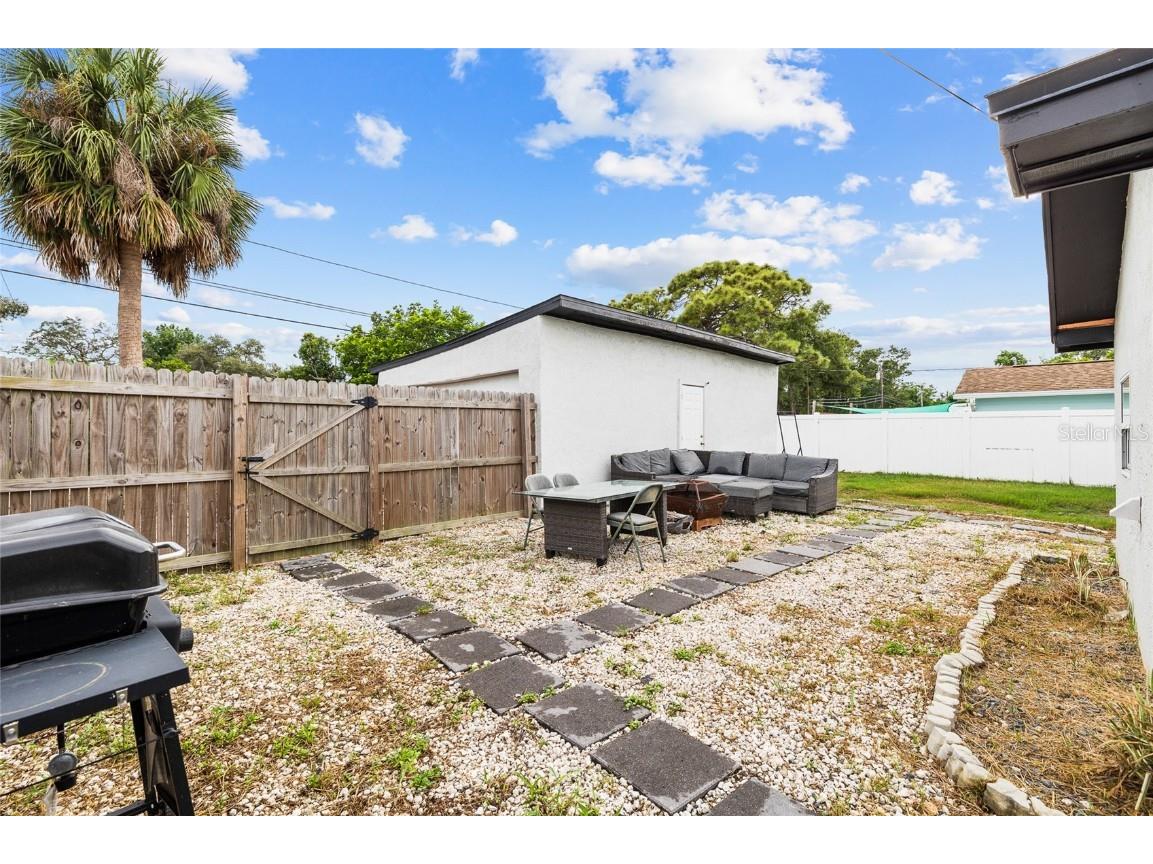 4920 30th Avenue N Saint Petersburg FL 33710 TB8422673 image40