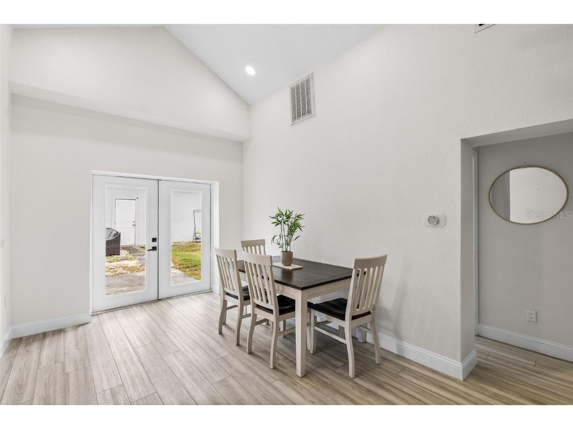 4920 30th Avenue N Saint Petersburg FL 33710 TB8422673 image9