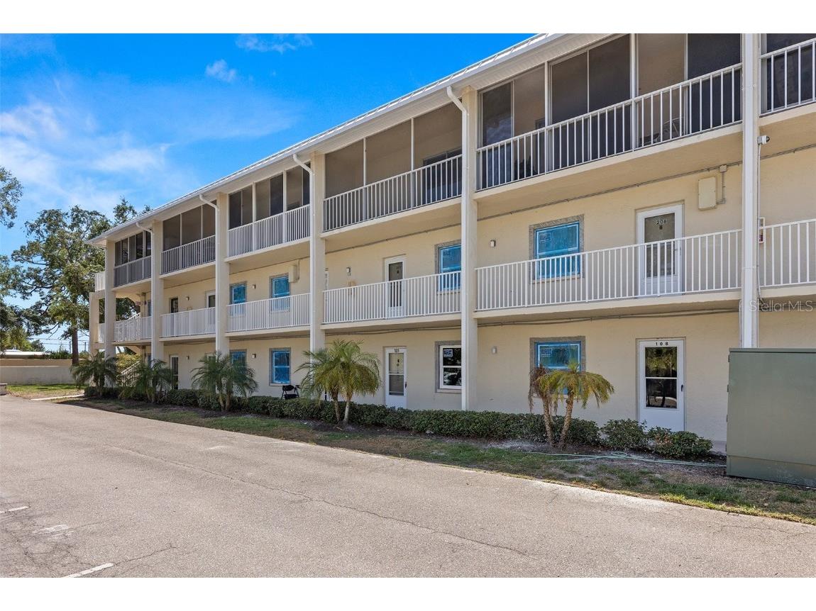 4920 38th Way S #109 Saint Petersburg FL 33711 U8196964 image1