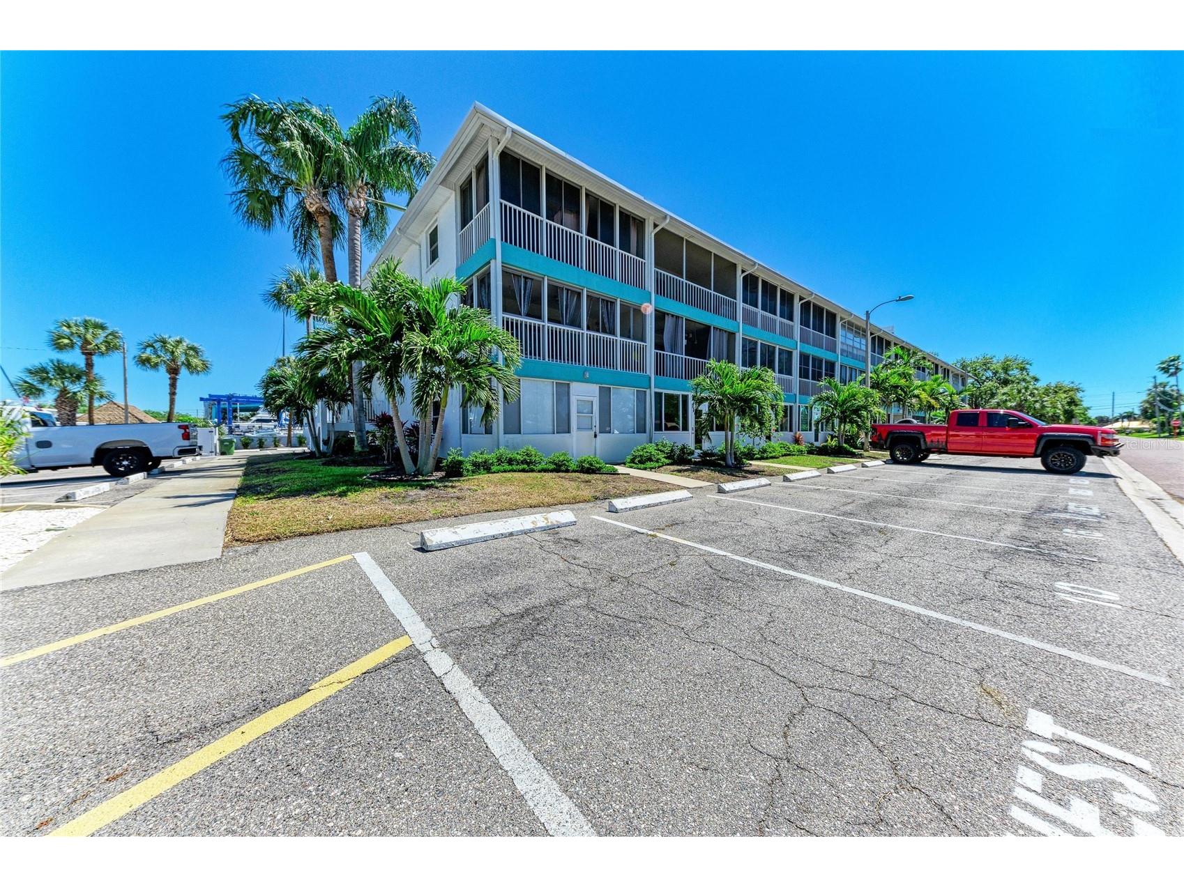 4920 38th Way S #210 Saint Petersburg FL 33711 TB8490503 image4