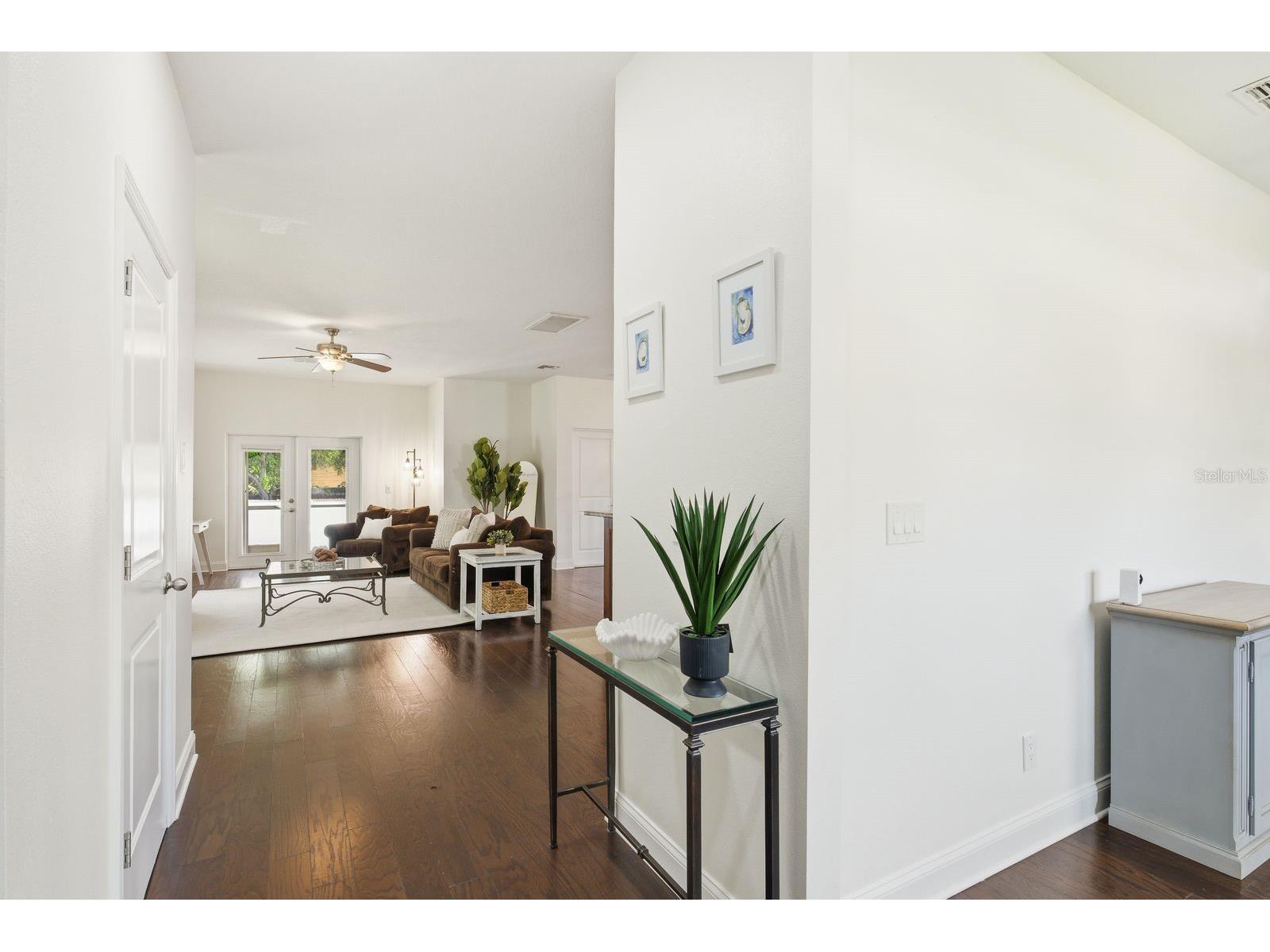 4920 3rd Street N Saint Petersburg FL 33703 TB8505005 image16