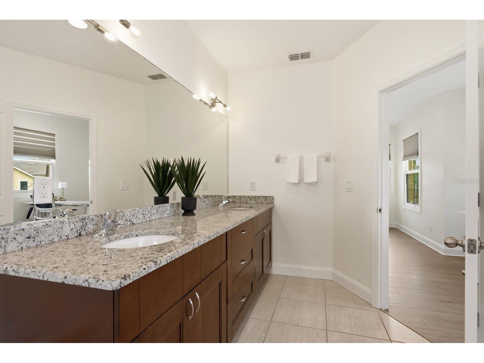 4920 3rd Street N Saint Petersburg FL 33703 TB8505005 image31
