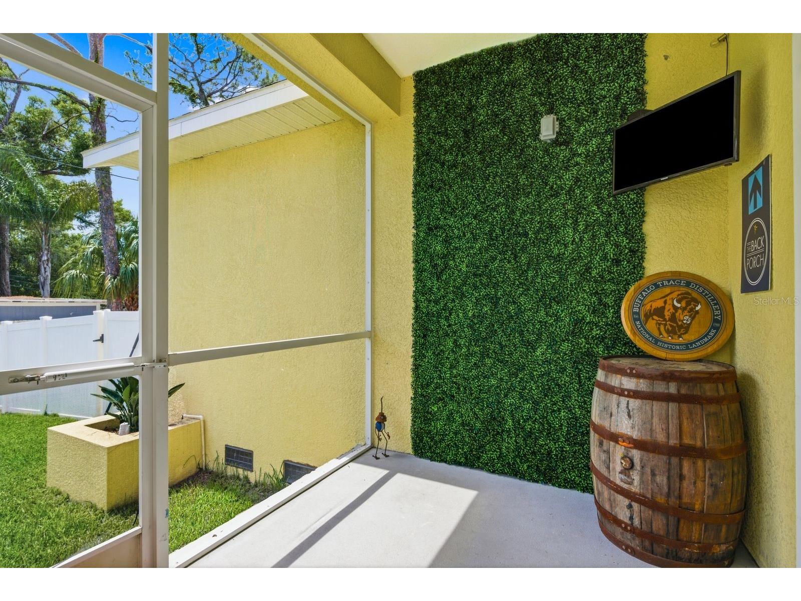 4920 3rd Street N Saint Petersburg FL 33703 TB8505005 image40