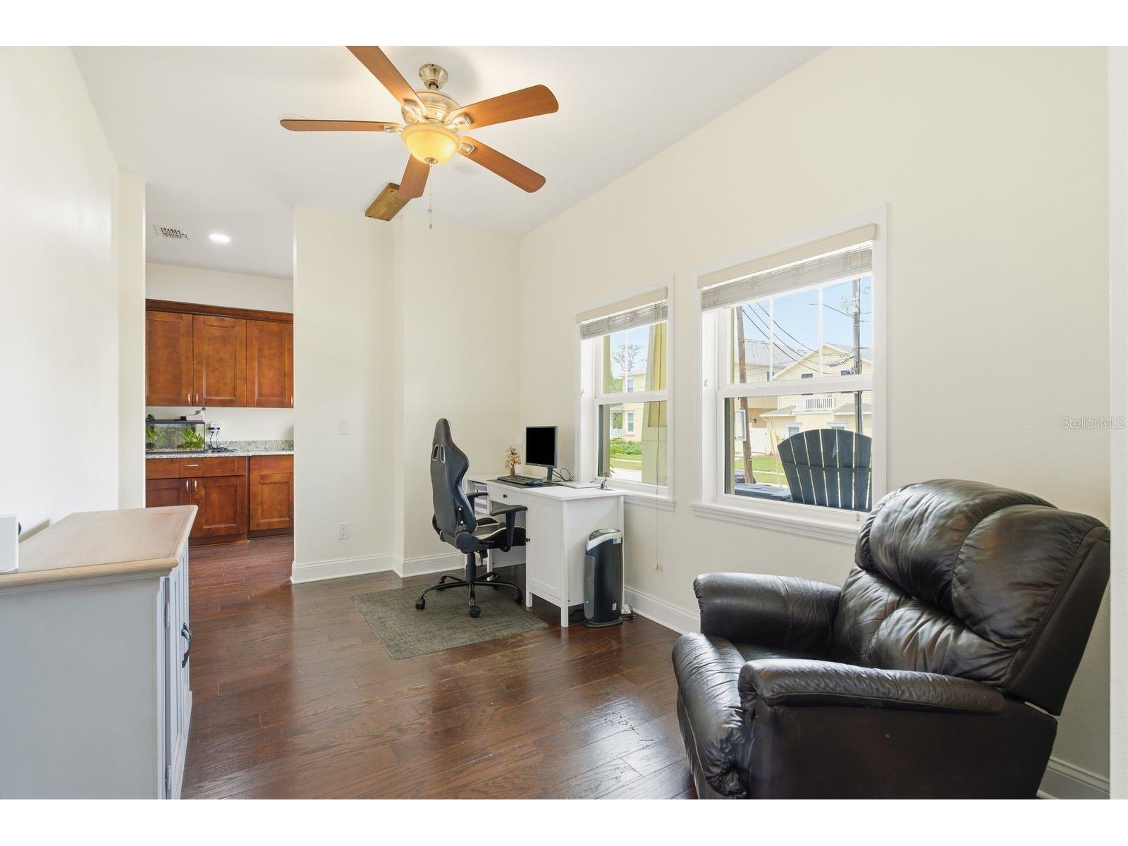 4920 3rd Street N Saint Petersburg FL 33703 TB8505005 image8