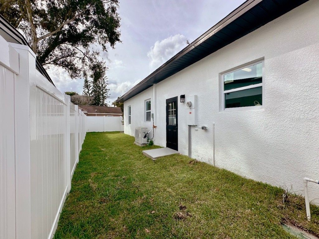 4920 72nd Street N Saint Petersburg FL 33709 TB8442028 image23