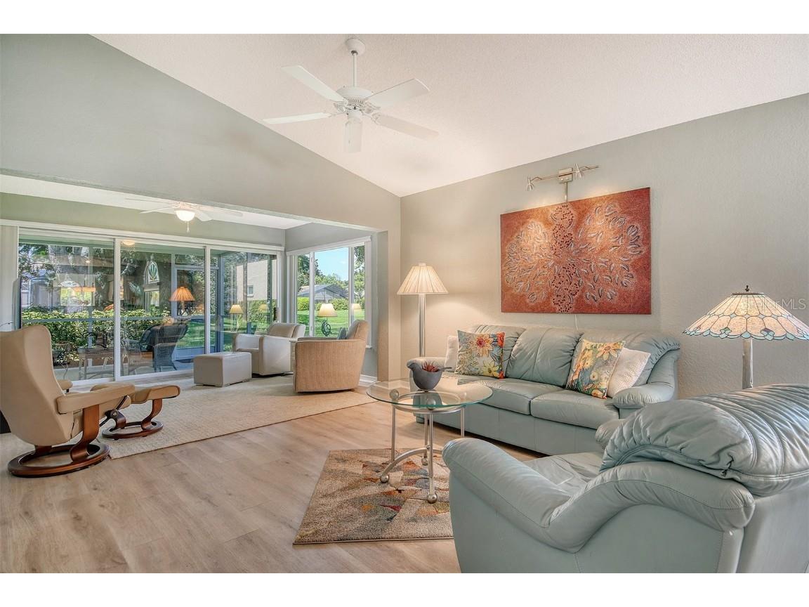 4920 Linsey Court Sarasota FL 34243 A4663755 image14