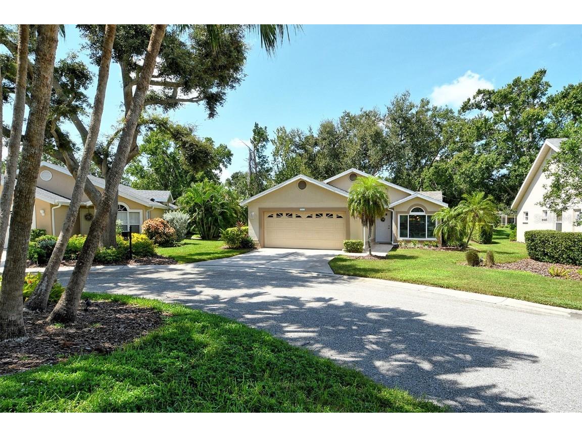 4920 Linsey Court Sarasota FL 34243 A4663755 image2