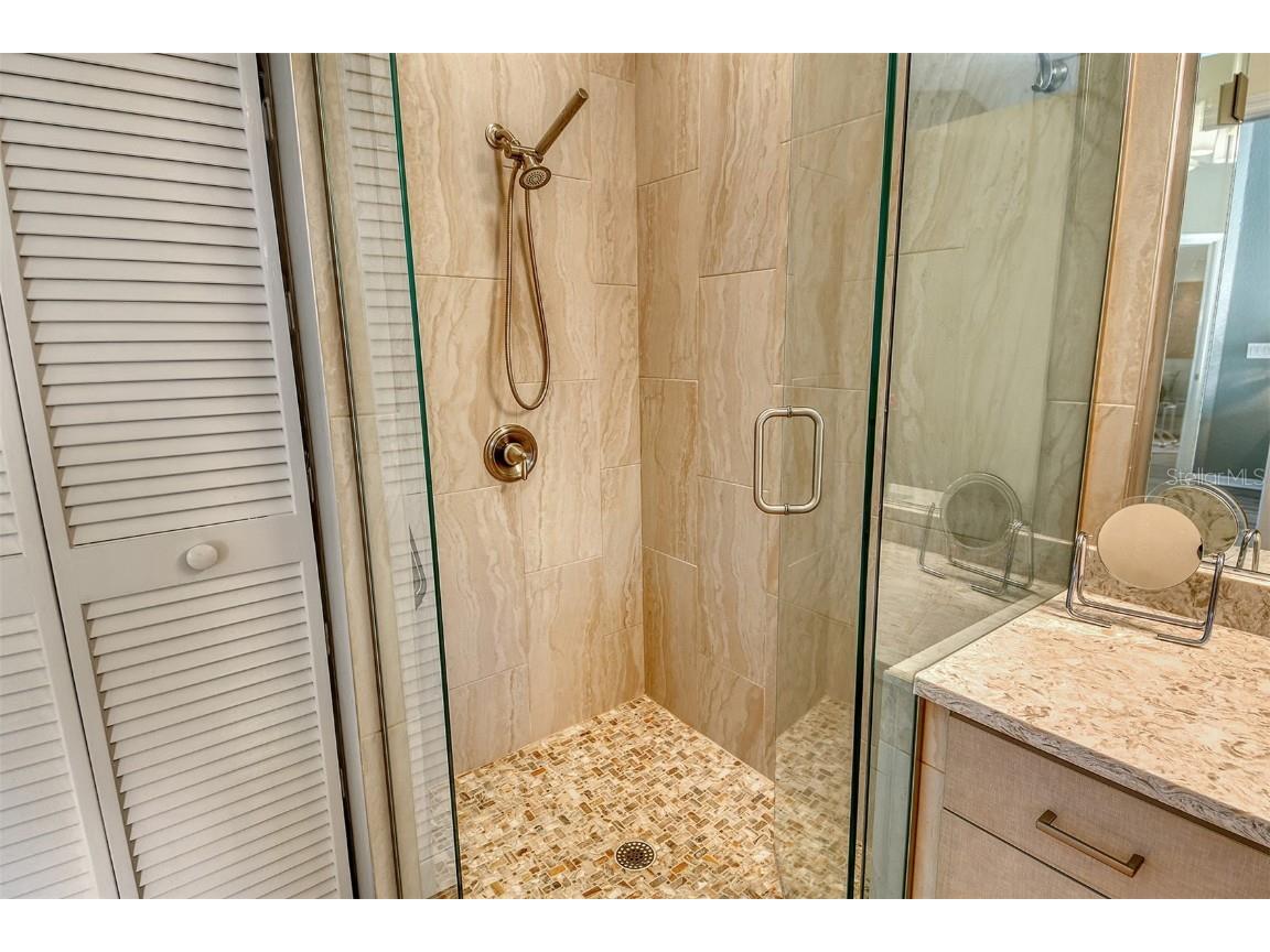 4920 Linsey Court Sarasota FL 34243 A4663755 image24