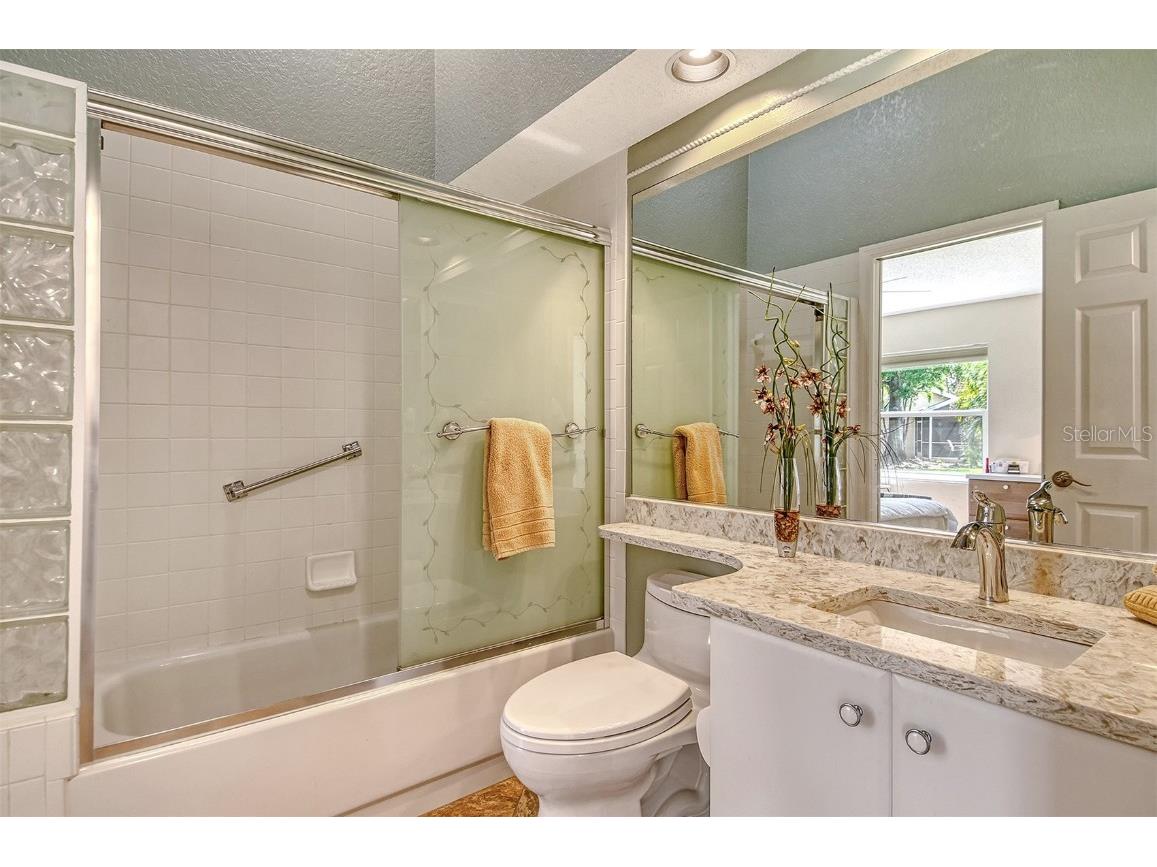 4920 Linsey Court Sarasota FL 34243 A4663755 image30