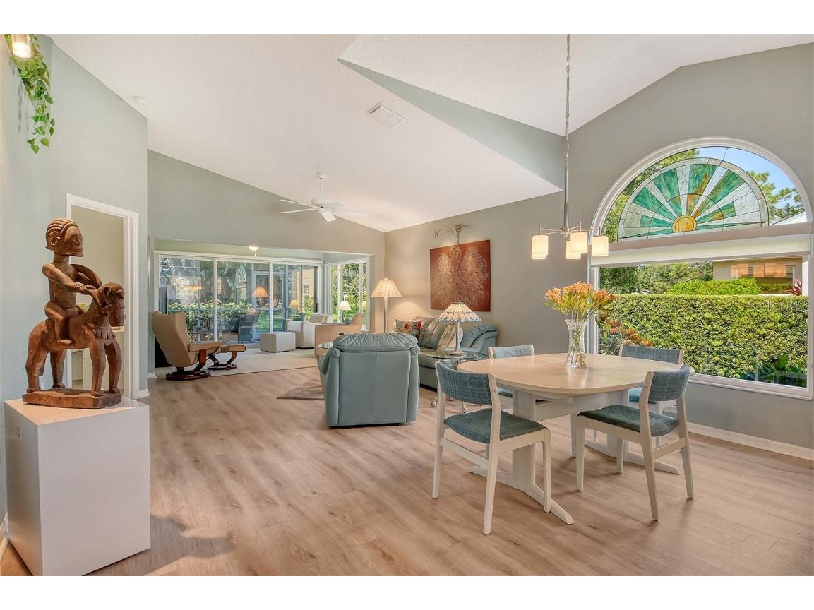 4920 Linsey Court Sarasota FL 34243 A4663755 image9