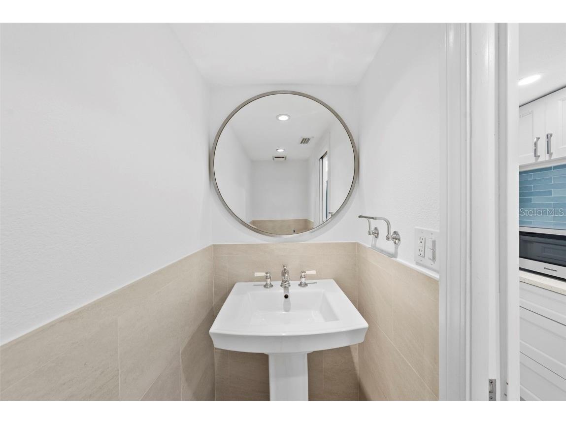 4920 Locust Street NE #104 Saint Petersburg FL 33703 TB8442737 image10