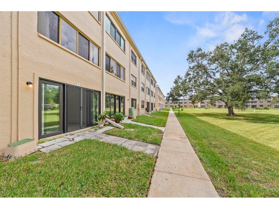 4920 Locust Street NE #104 Saint Petersburg FL 33703 TB8442737 image29