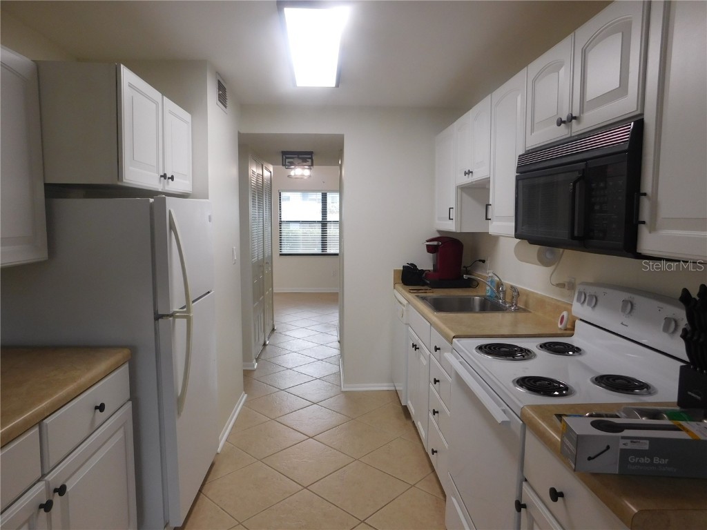 4920 Locust Street NE #106 Saint Petersburg FL 33703 TB8457826 image3