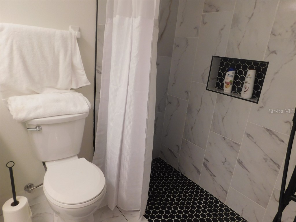 4920 Locust Street NE #106 Saint Petersburg FL 33703 TB8457826 image9