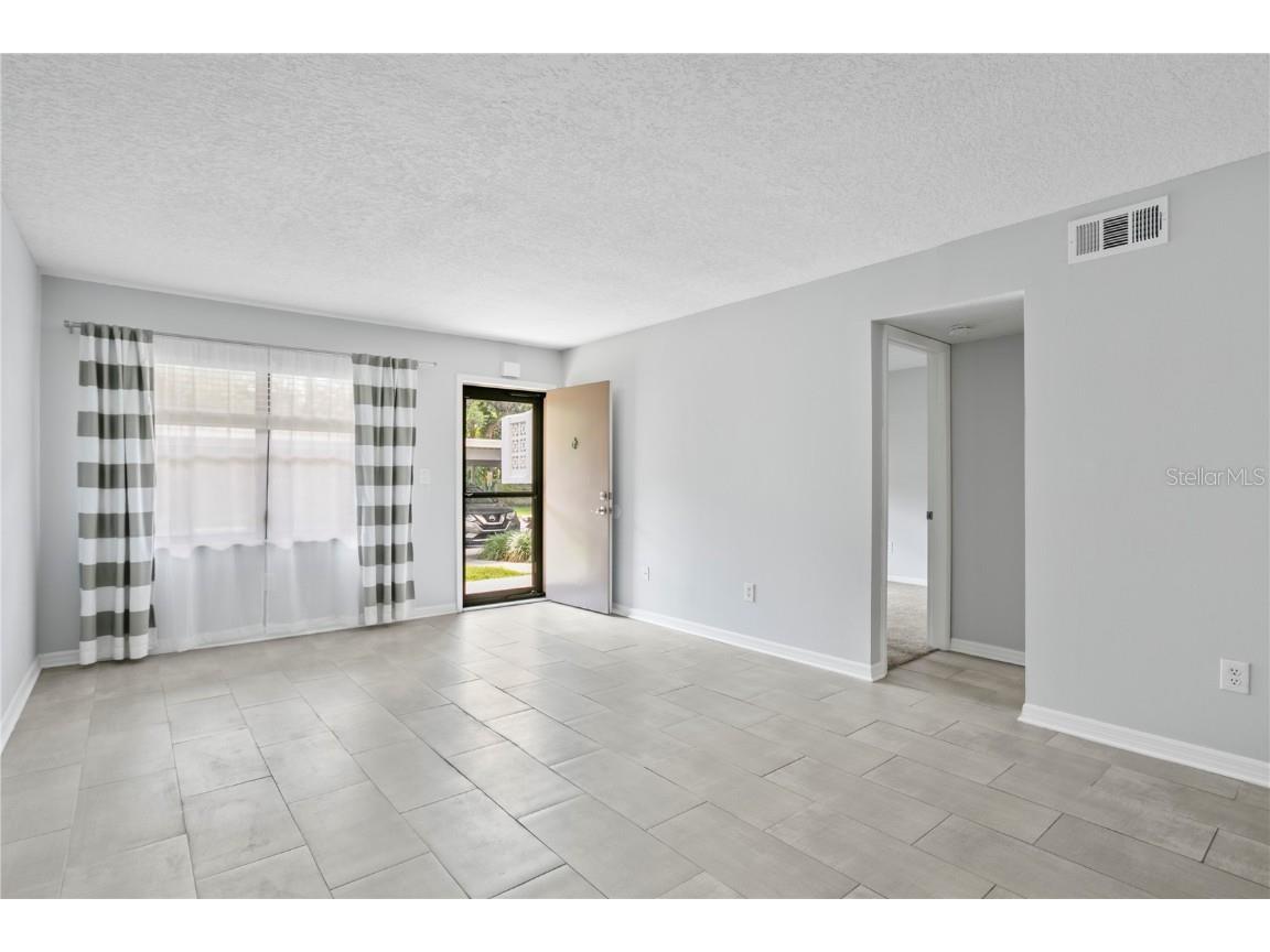 4920 Locust Street NE #115 Saint Petersburg FL 33703 TB8454349 image4