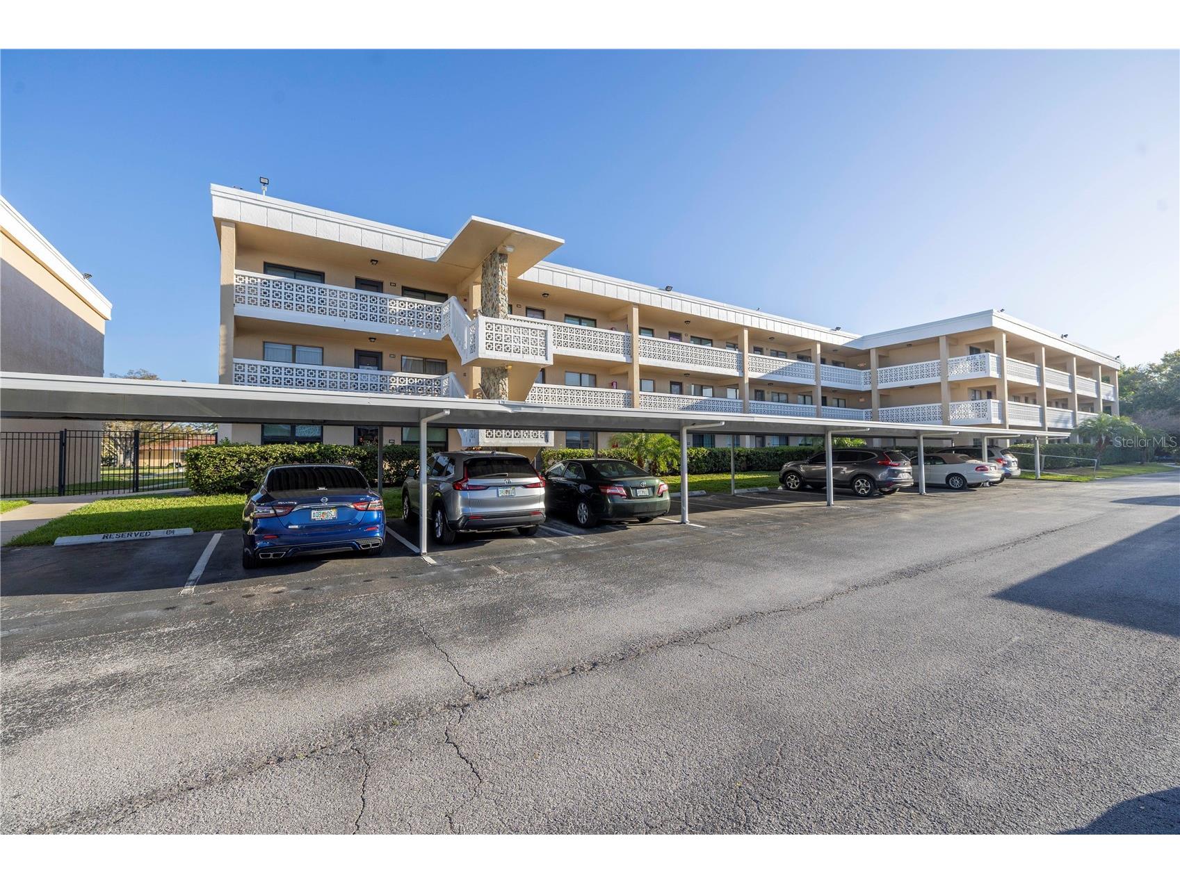 4920 Locust Street NE #204 Saint Petersburg FL 33703 TB8479755 image1