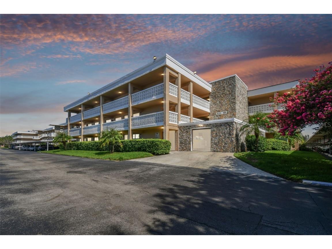 4920 Locust Street NE #303 Saint Petersburg FL 33703 T3464754 image1