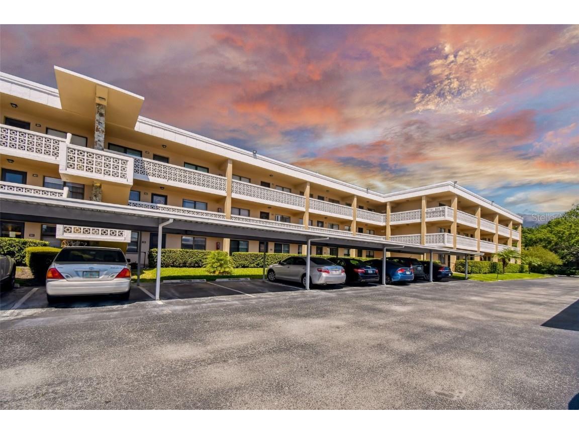 4920 Locust Street NE #303 Saint Petersburg FL 33703 U8195071 image1