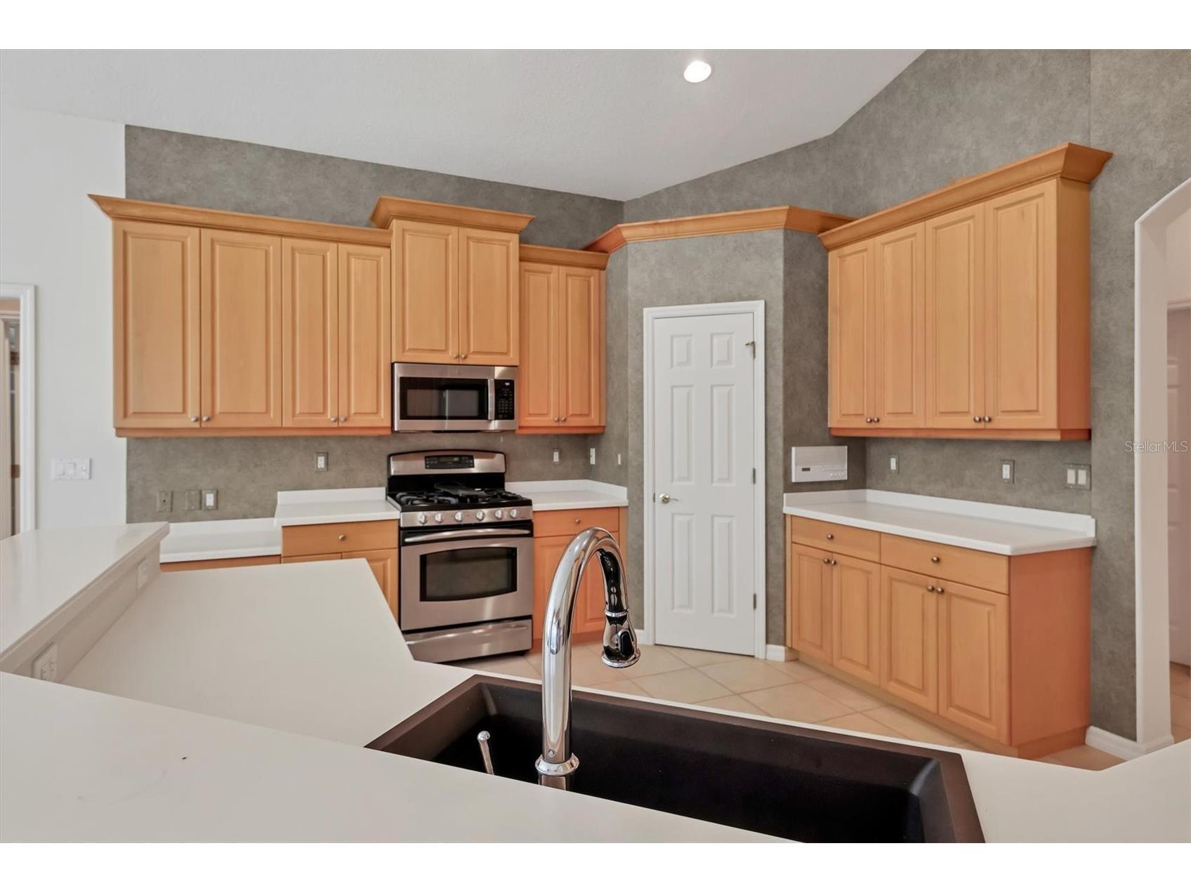 4920 Old Oakleaf Drive Sarasota FL 34233 A4686172 image14