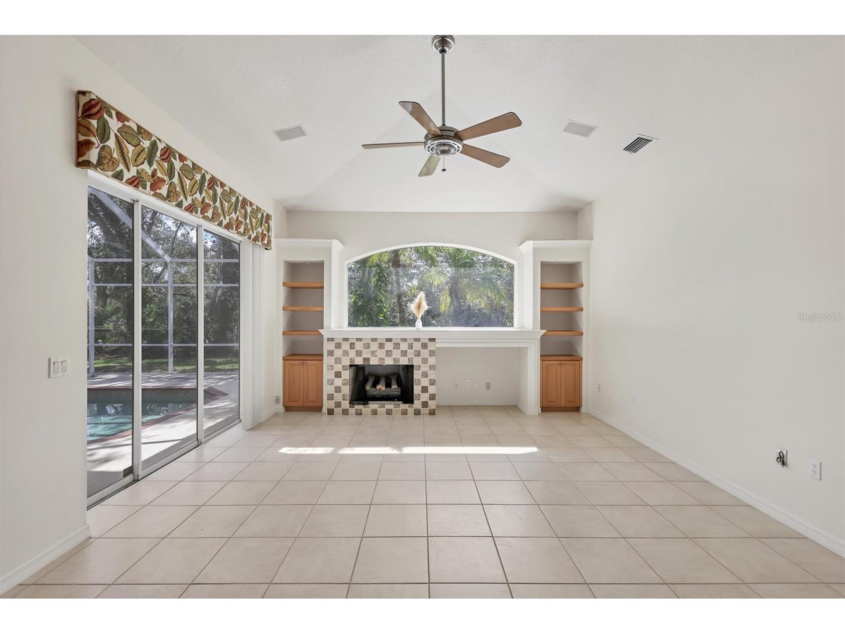 4920 Old Oakleaf Drive Sarasota FL 34233 A4686172 image17