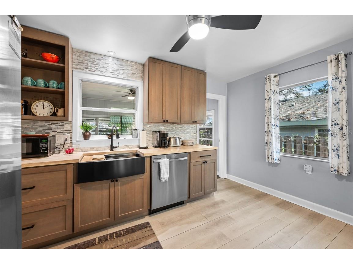 4921 24th Avenue S Gulfport FL 33707 TB8378956 image11