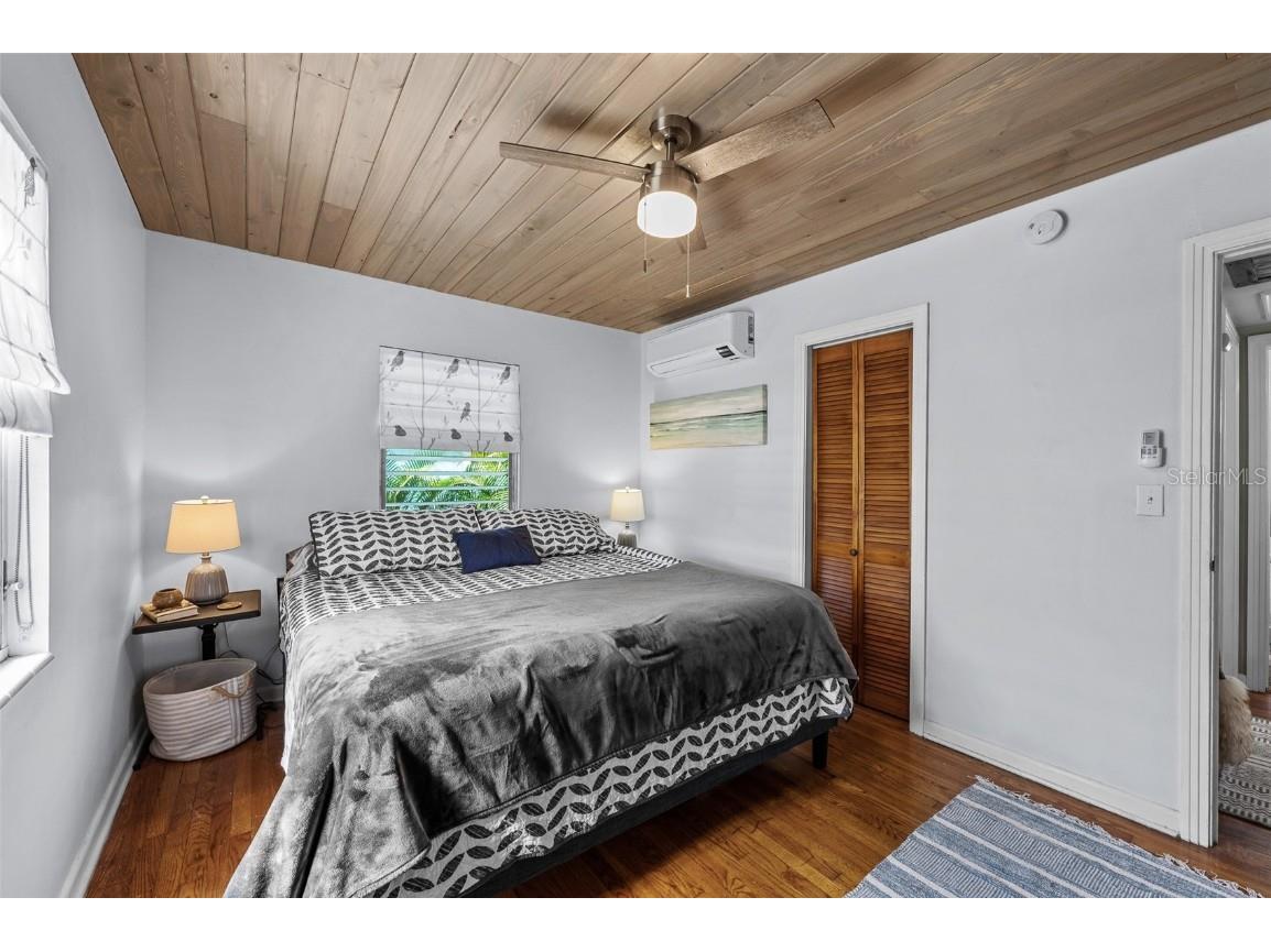 4921 24th Avenue S Gulfport FL 33707 TB8378956 image16