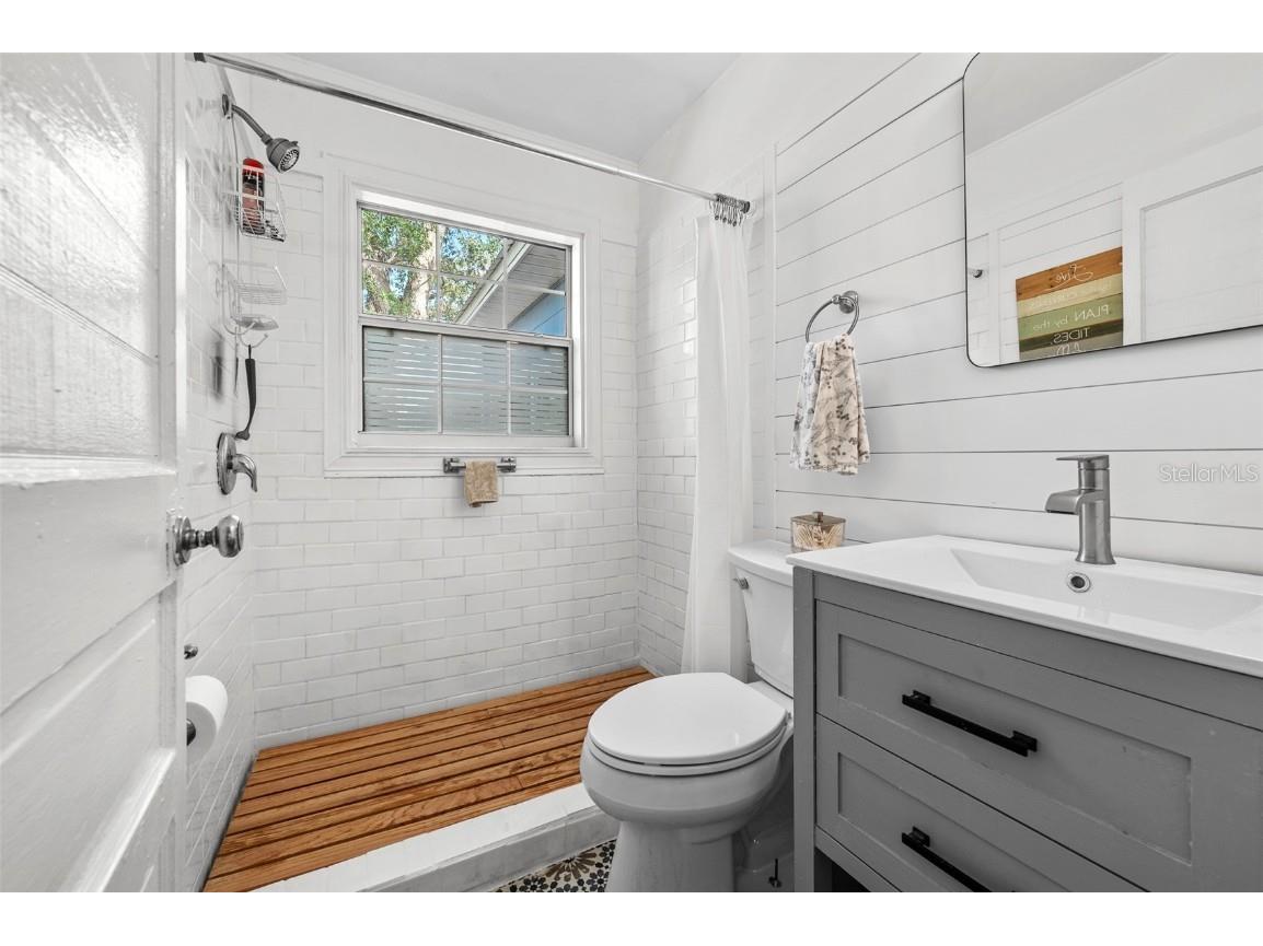 4921 24th Avenue S Gulfport FL 33707 TB8378956 image18