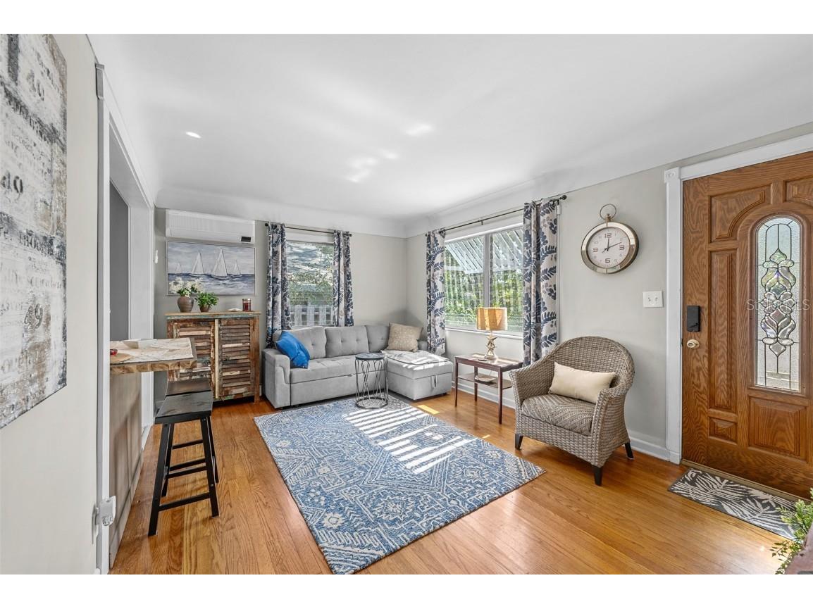 4921 24th Avenue S Gulfport FL 33707 TB8378956 image2