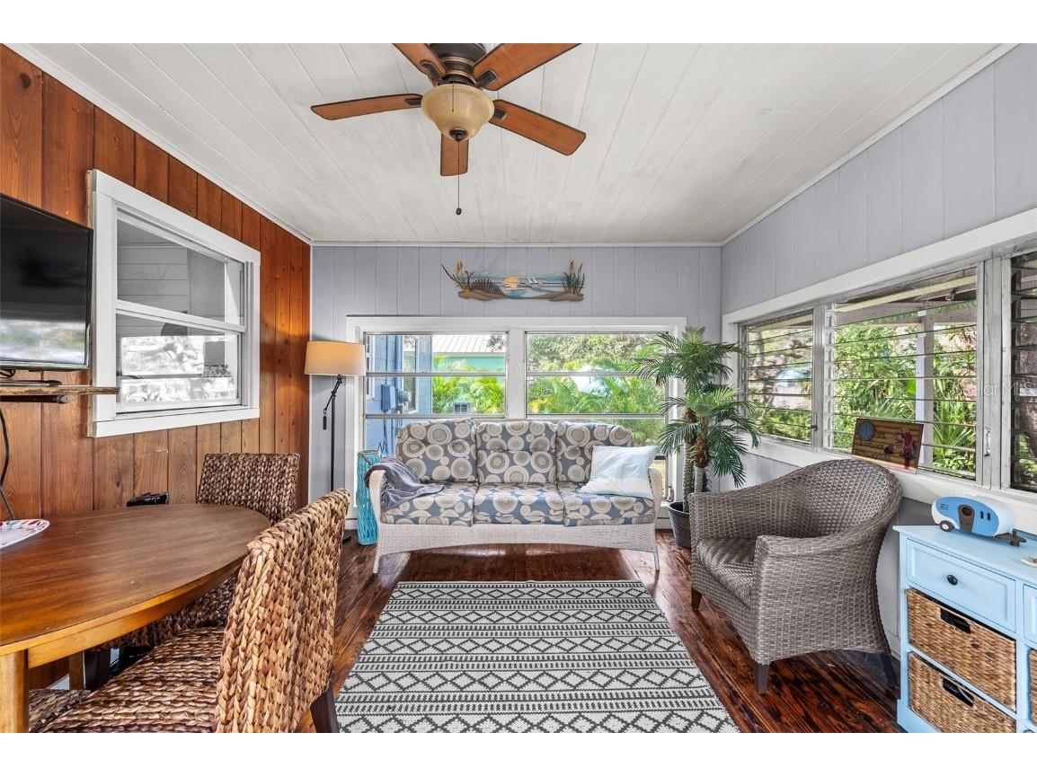 4921 24th Avenue S Gulfport FL 33707 TB8378956 image24