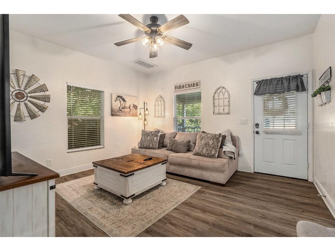 4921 6th Street Zephyrhills FL 33542 TB8449624 image2