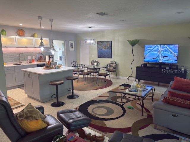 4921 Hyacinth Way S Saint Petersburg FL 33705 TB8443707 image5