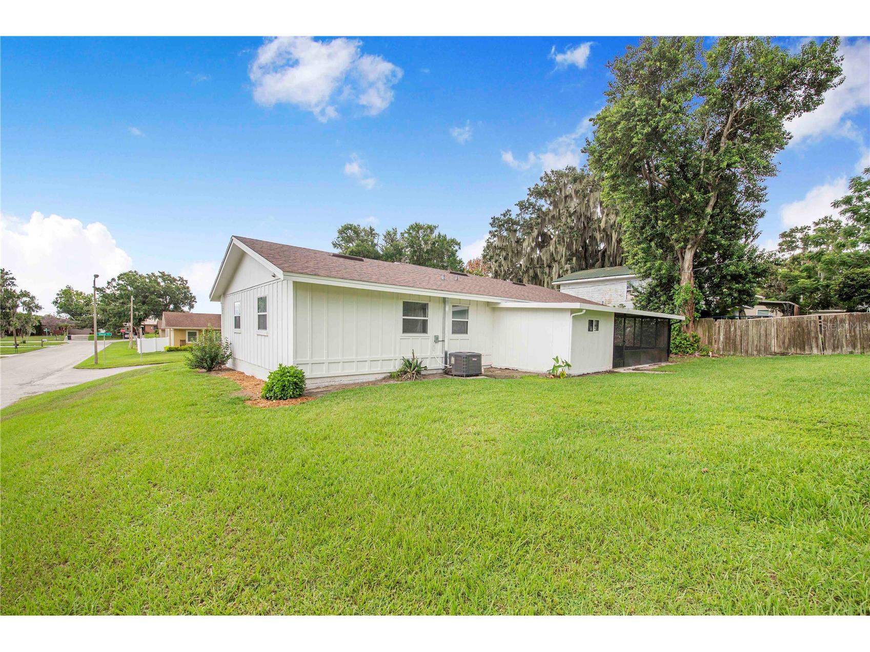 4921 Sharon Avenue Lakeland FL 33812 P4939167 image32