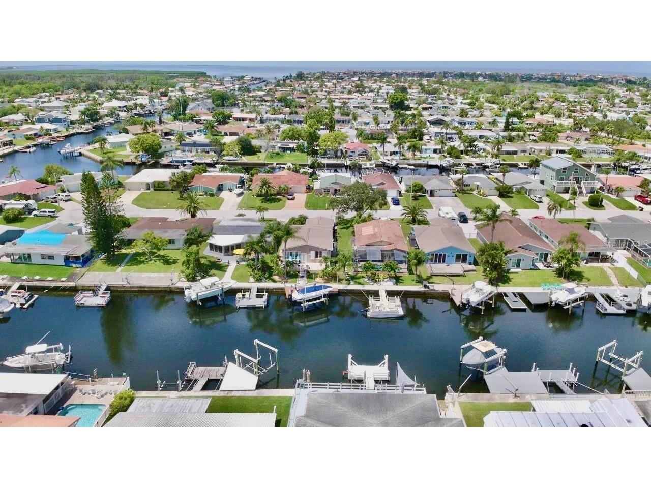 4921 Shell Stream Boulevard New Port Richey FL 34652 - GULF OF AMERICA W7878774 image2