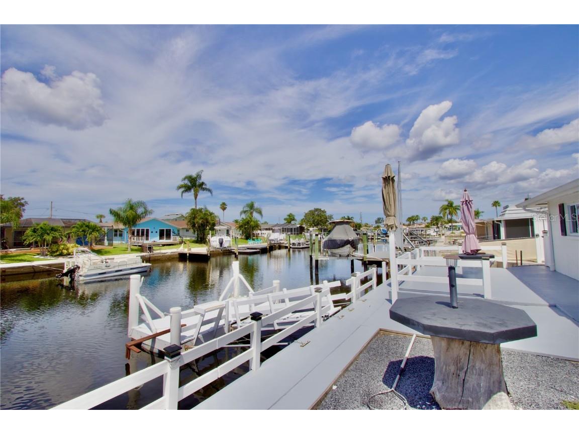 4921 Shell Stream Boulevard New Port Richey FL 34652 - GULF OF AMERICA W7878774 image5