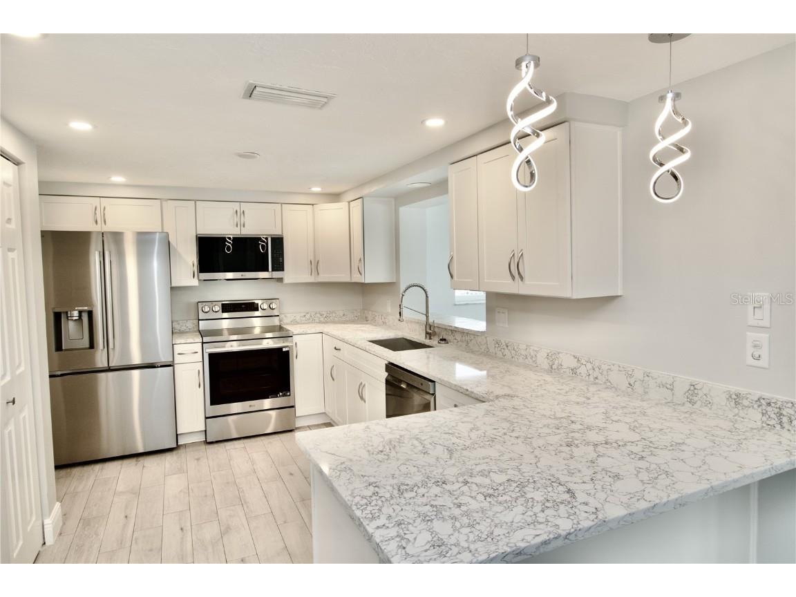 4921 Shell Stream Boulevard New Port Richey FL 34652 - GULF OF AMERICA W7878774 image7