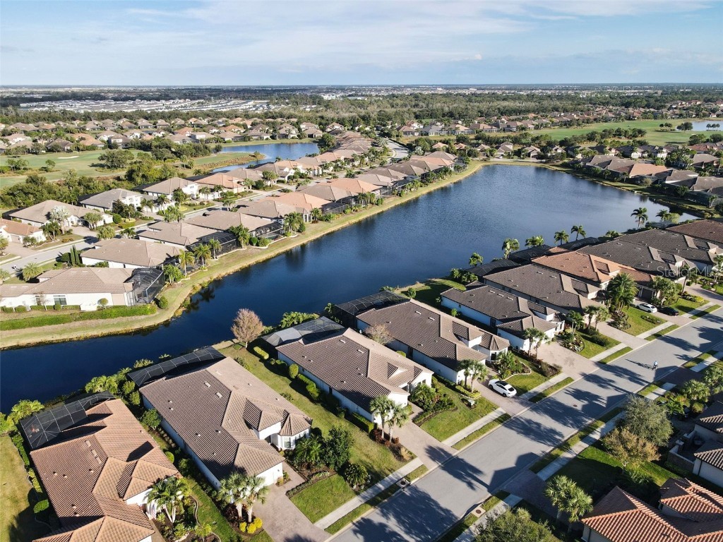 4921 Tivoli Run Bradenton FL 34211 A4673656 image47