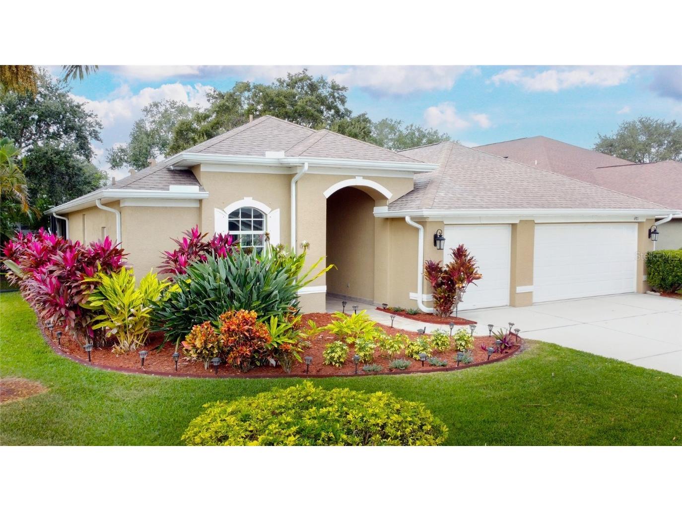 4921 W Breeze Circle Palm Harbor FL 34683 U8223421 image1