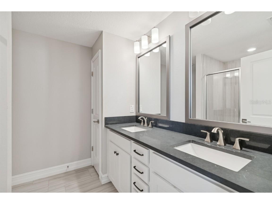 4921 W Paul Avenue #4 Tampa FL 33611 TB8461260 image44