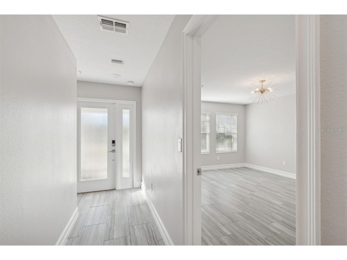 4921 W Paul Avenue #4 Tampa FL 33611 TB8461260 image7