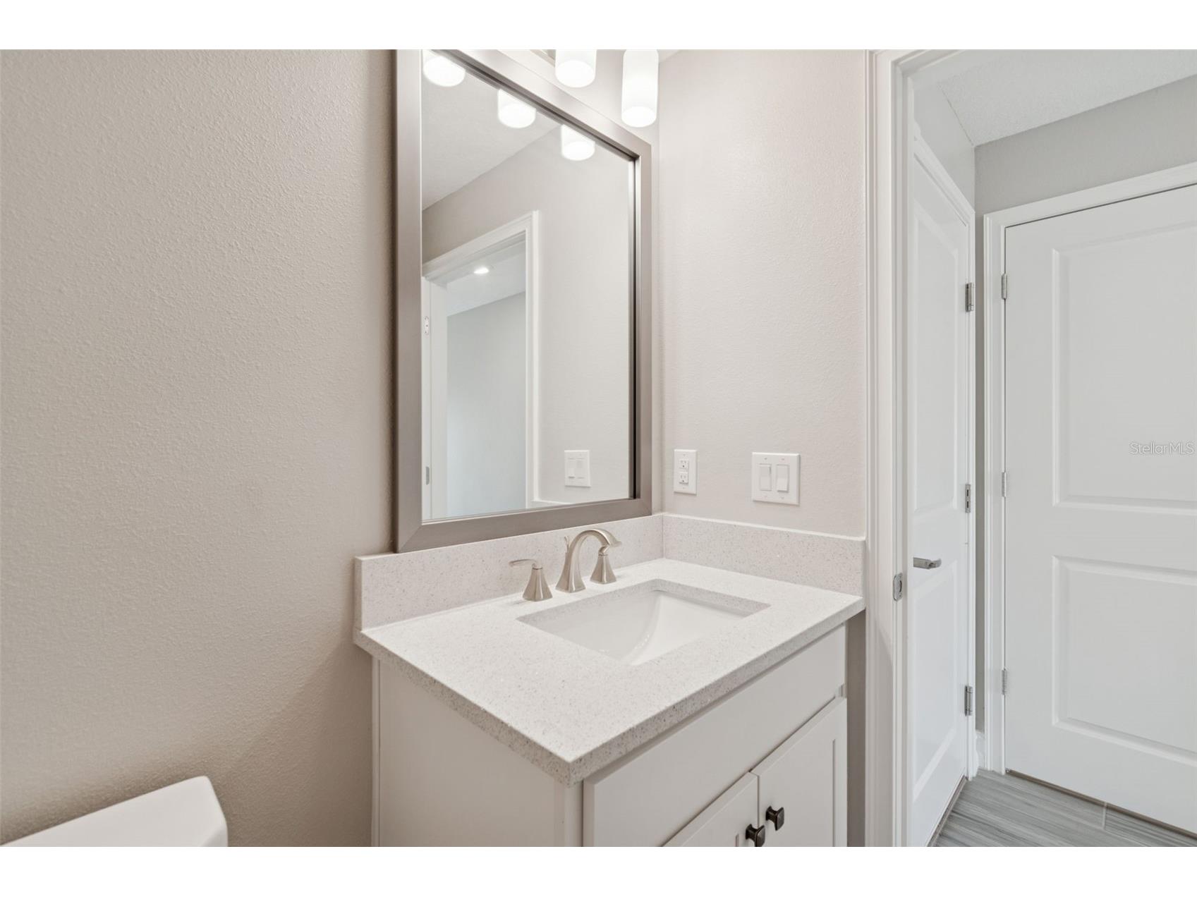 4921 W Paul Avenue #4 Tampa FL 33611 TB8465973 image10