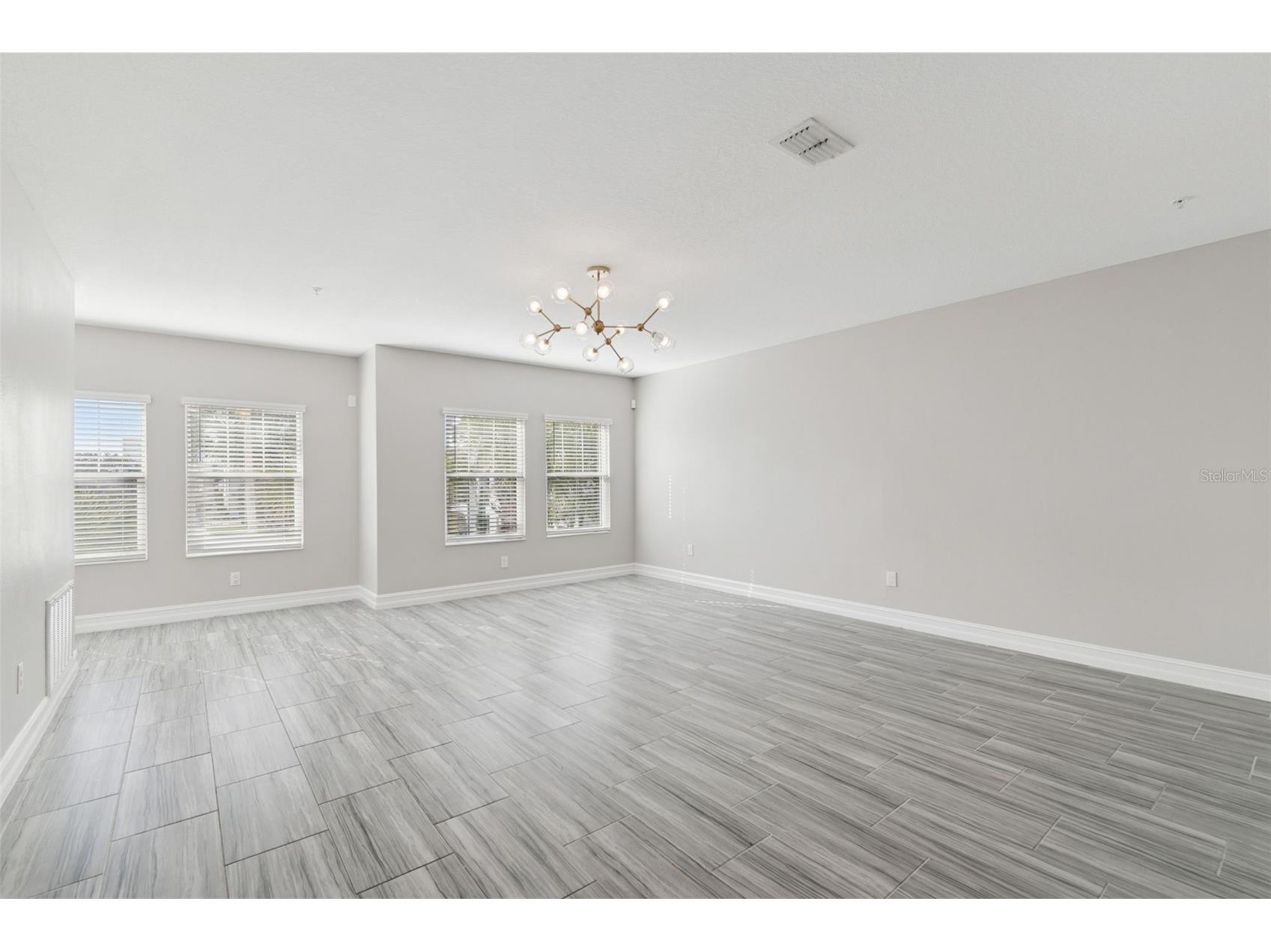 4921 W Paul Avenue #4 Tampa FL 33611 TB8465973 image13