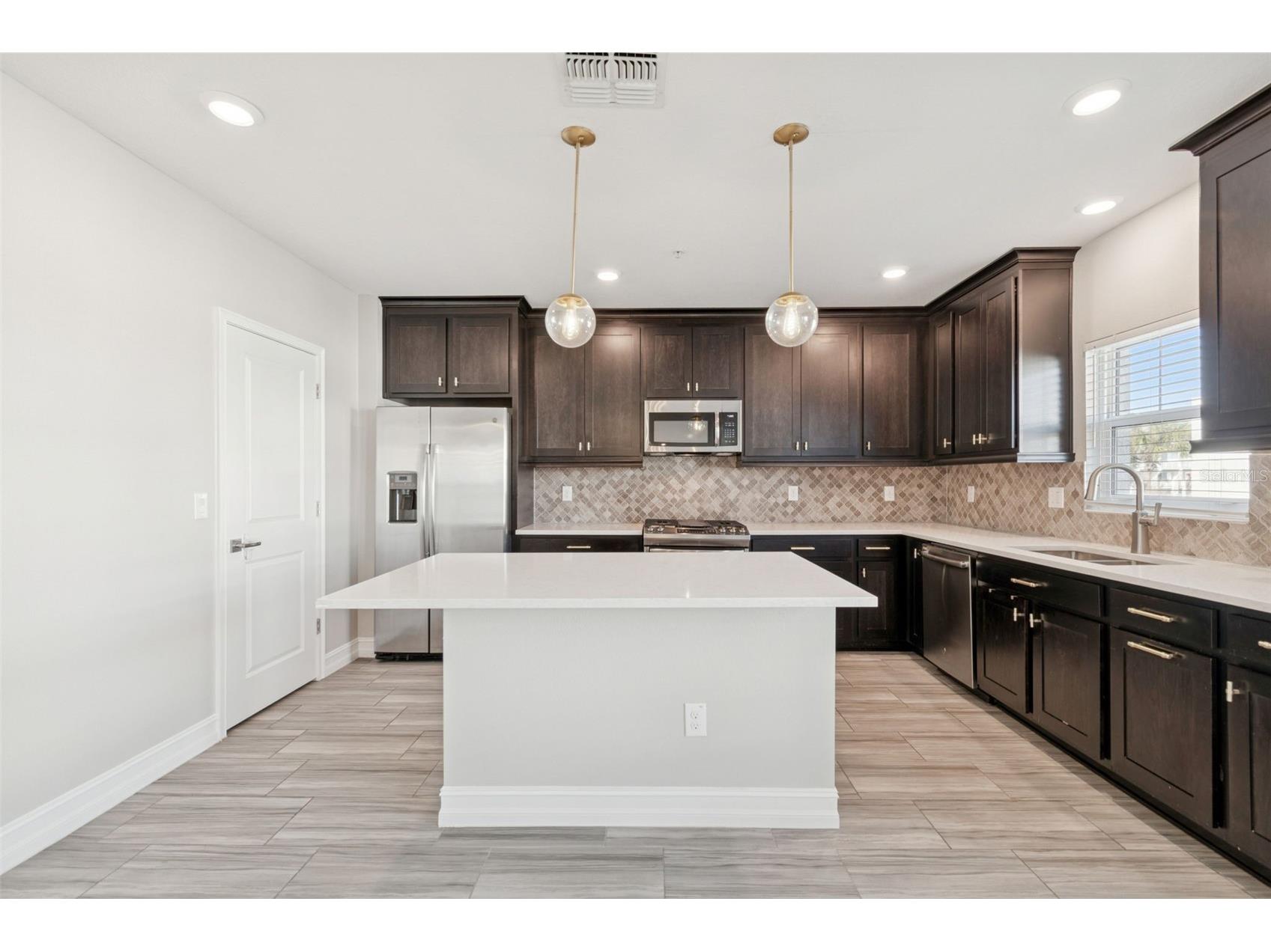 4921 W Paul Avenue #4 Tampa FL 33611 TB8465973 image23